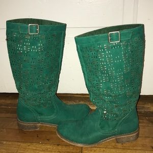 Unique green cut-out boots Sz 37/7